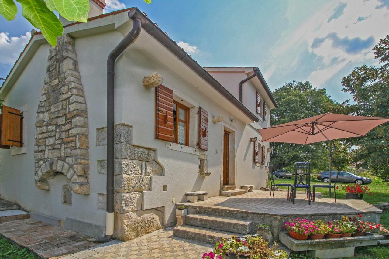 Jakov In Zupanici Лабин Экстерьер фото